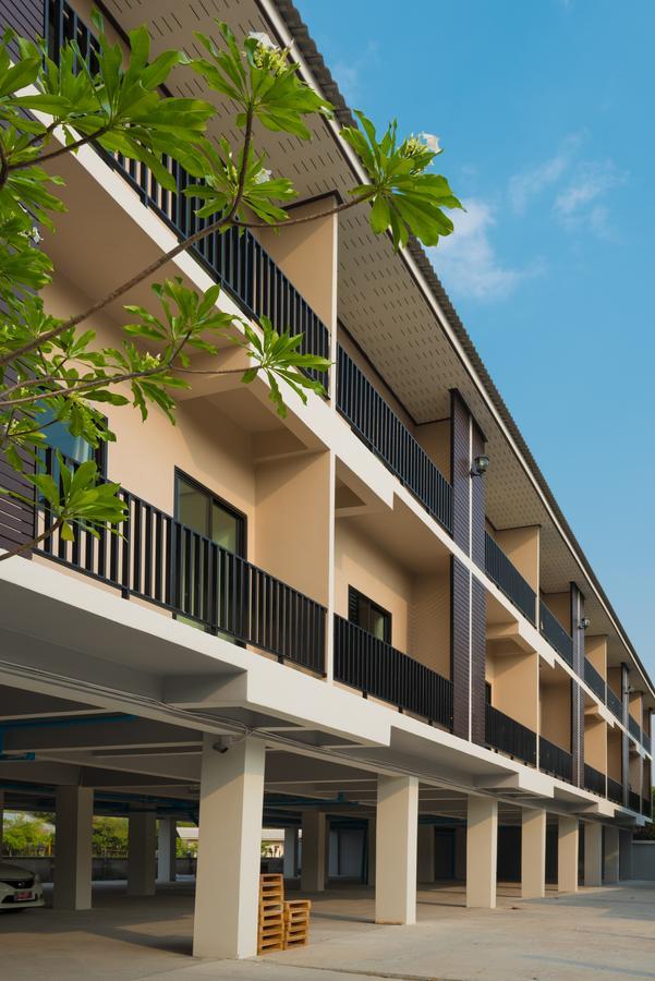 The Square Rayong Hotell Eksteriør bilde